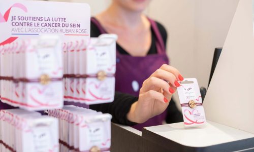 l'Onglerie octobre rose bracelet cancer sein