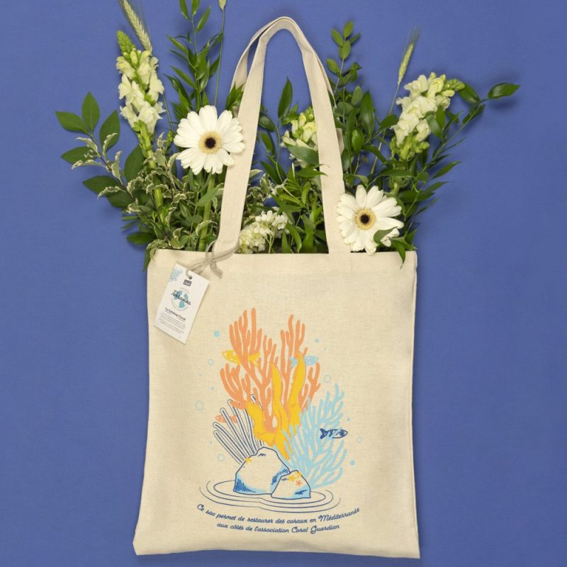 TOTTVCORAA - Totebag Terraviva Corail - mis en situation